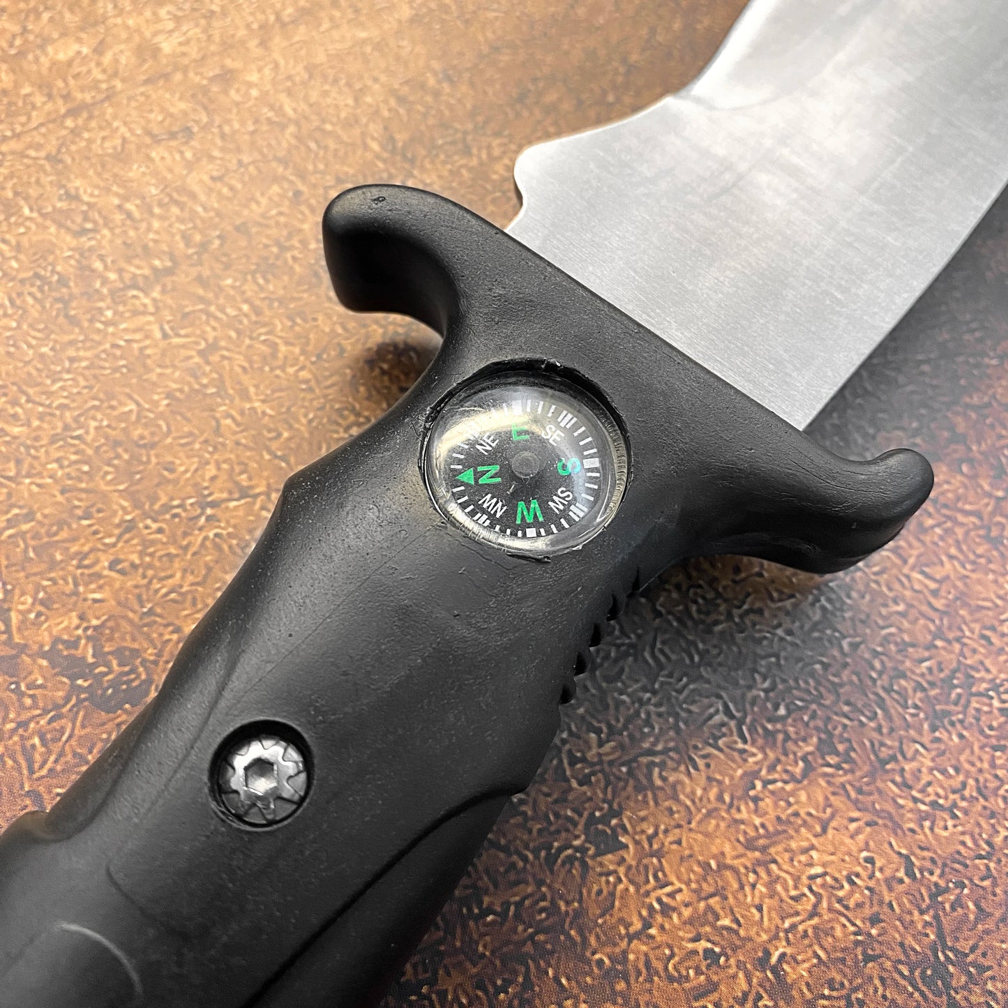 Stainless steel camping knife - Outdoor hiking knife, climbing knife, fishing knife, men's knife, with safety guard handle