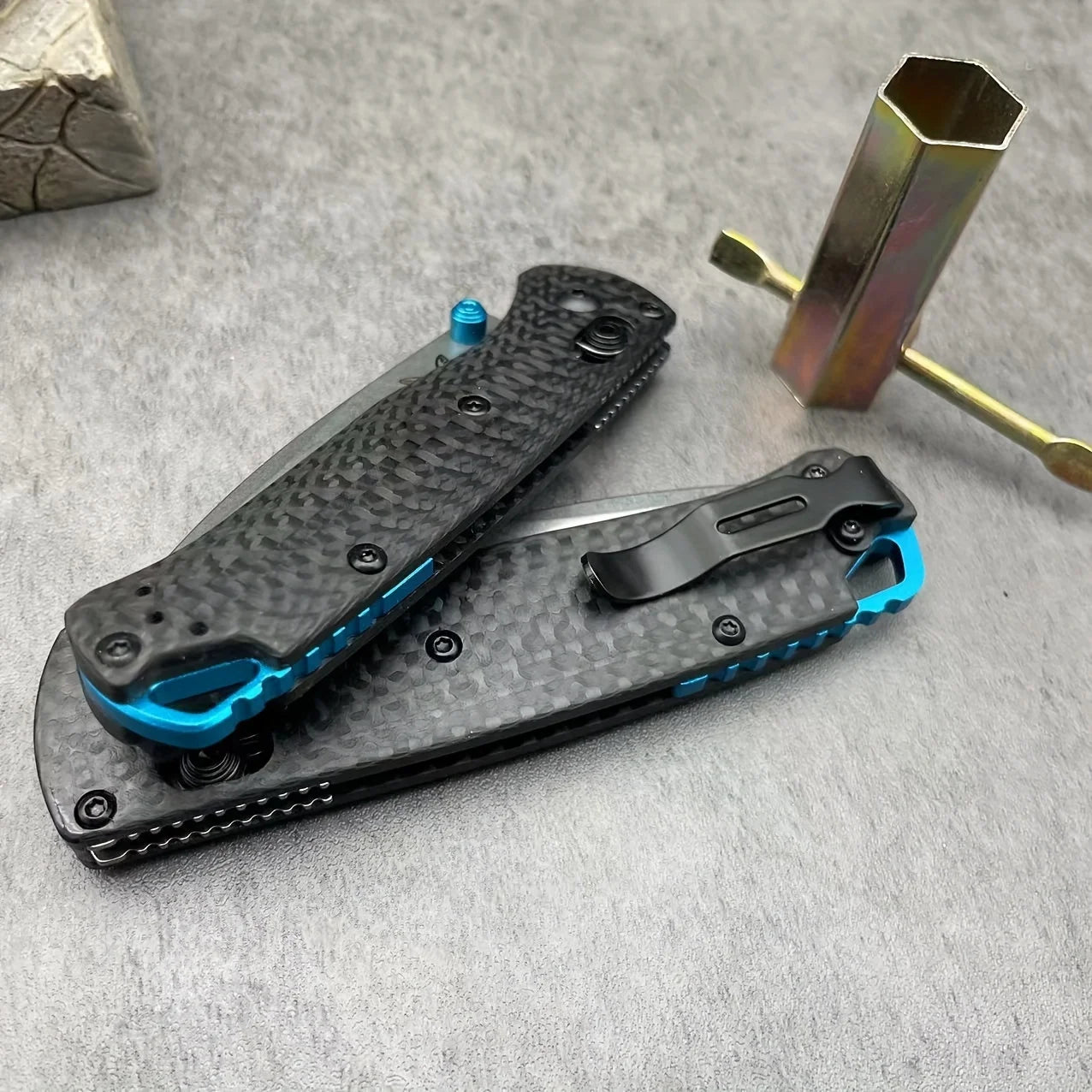 Outdoor Kitchen Utensils Tool Convenient Cutting Tool Folding Knife Carbon Fiber Handle Top Quality Must for Men with Shaft Lock